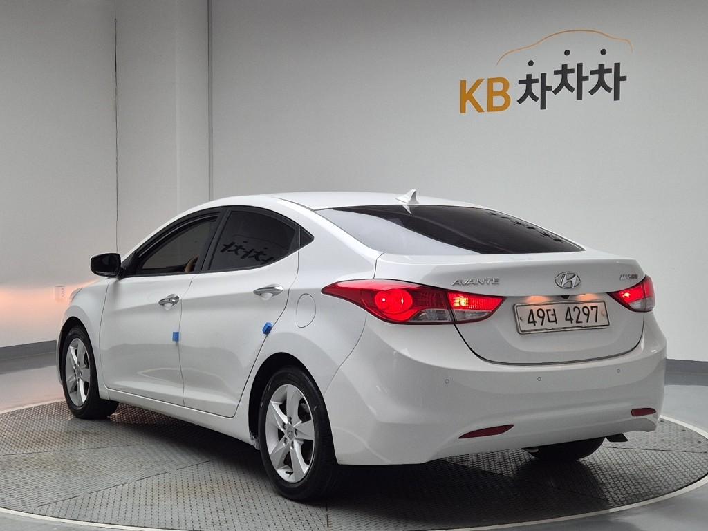 2012 HYUNDAI AVANTE MD 