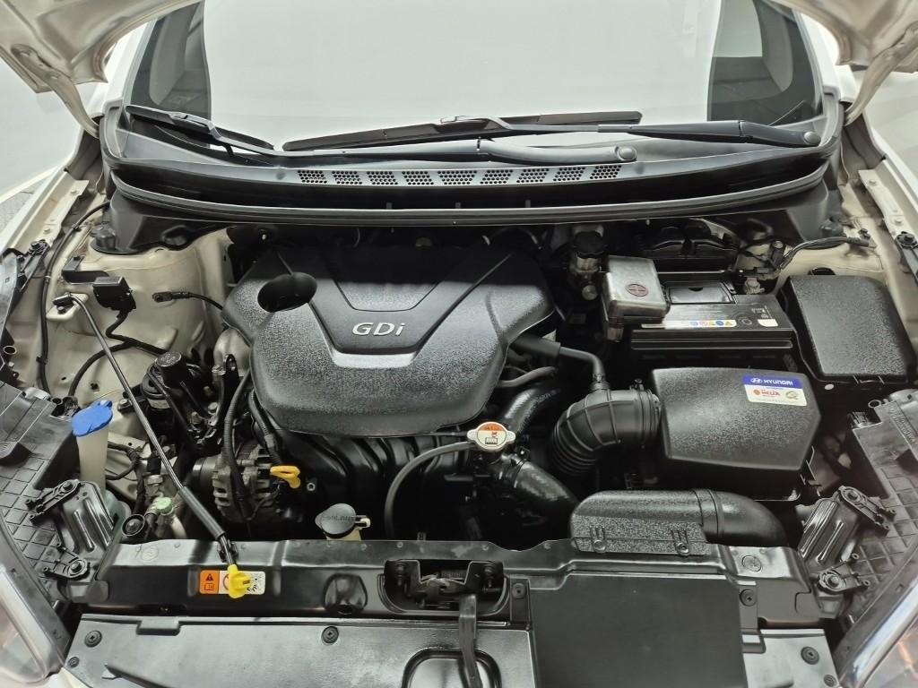 2012 HYUNDAI AVANTE MD 