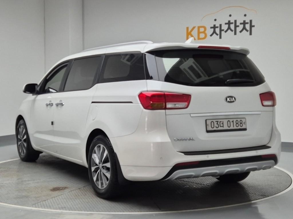 2016 KIA ALL NEW CARNIVAL 