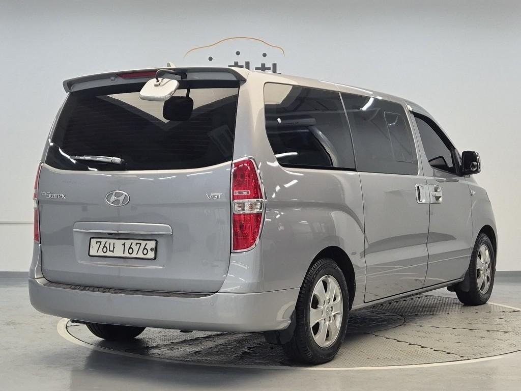 2019 HYUNDAI THE NEW GRAND STAREX 