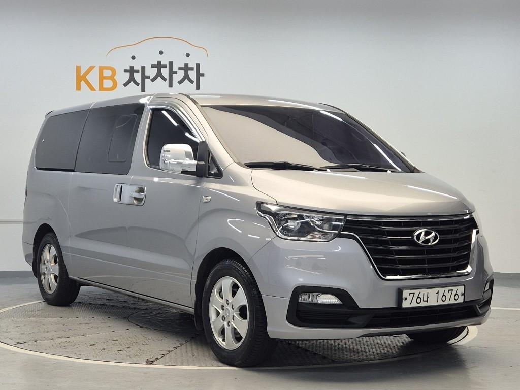 2019 HYUNDAI THE NEW GRAND STAREX 