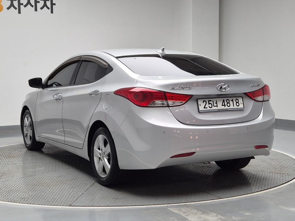 2011 HYUNDAI AVANTE MD 