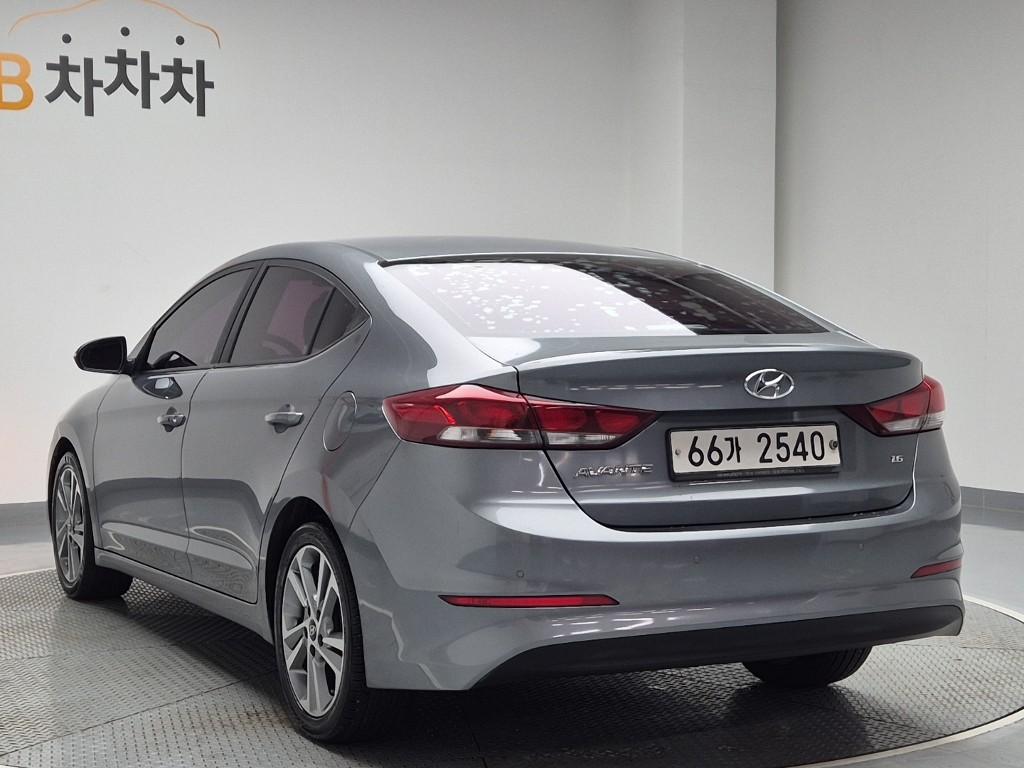 2018 HYUNDAI AVANTE AD 