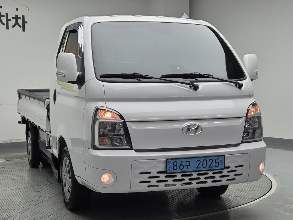 2023 HYUNDAI PORTER II ELECTRIC 