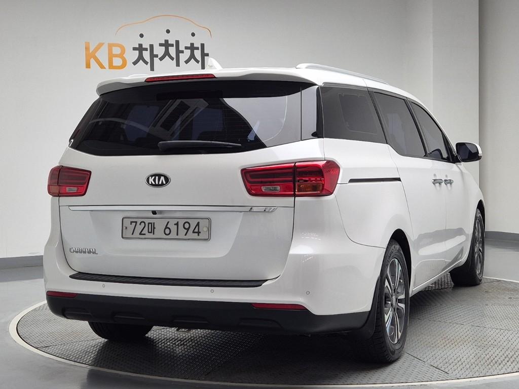 2019 KIA THE NEW CARNIVAL 