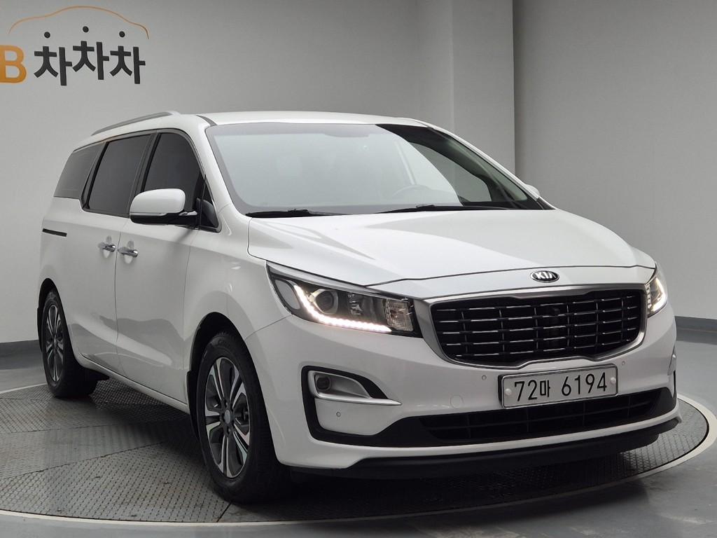 2019 KIA THE NEW CARNIVAL 