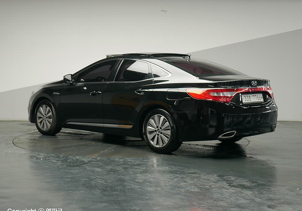 2015 HYUNDAI GRANDEUR HG HYBRID 