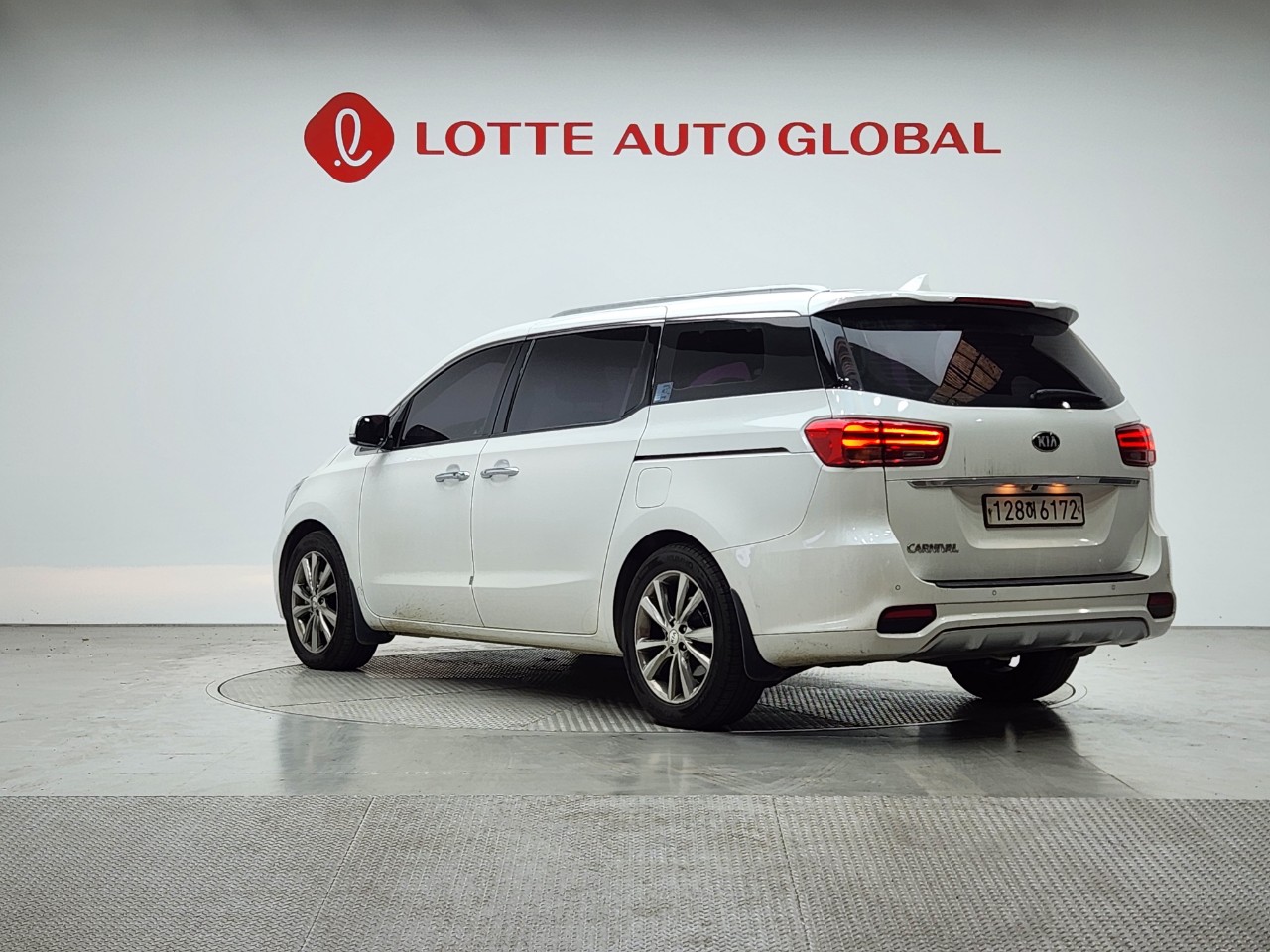 2020 KIA THE NEW CARNIVAL 9seat Diesel Prestige