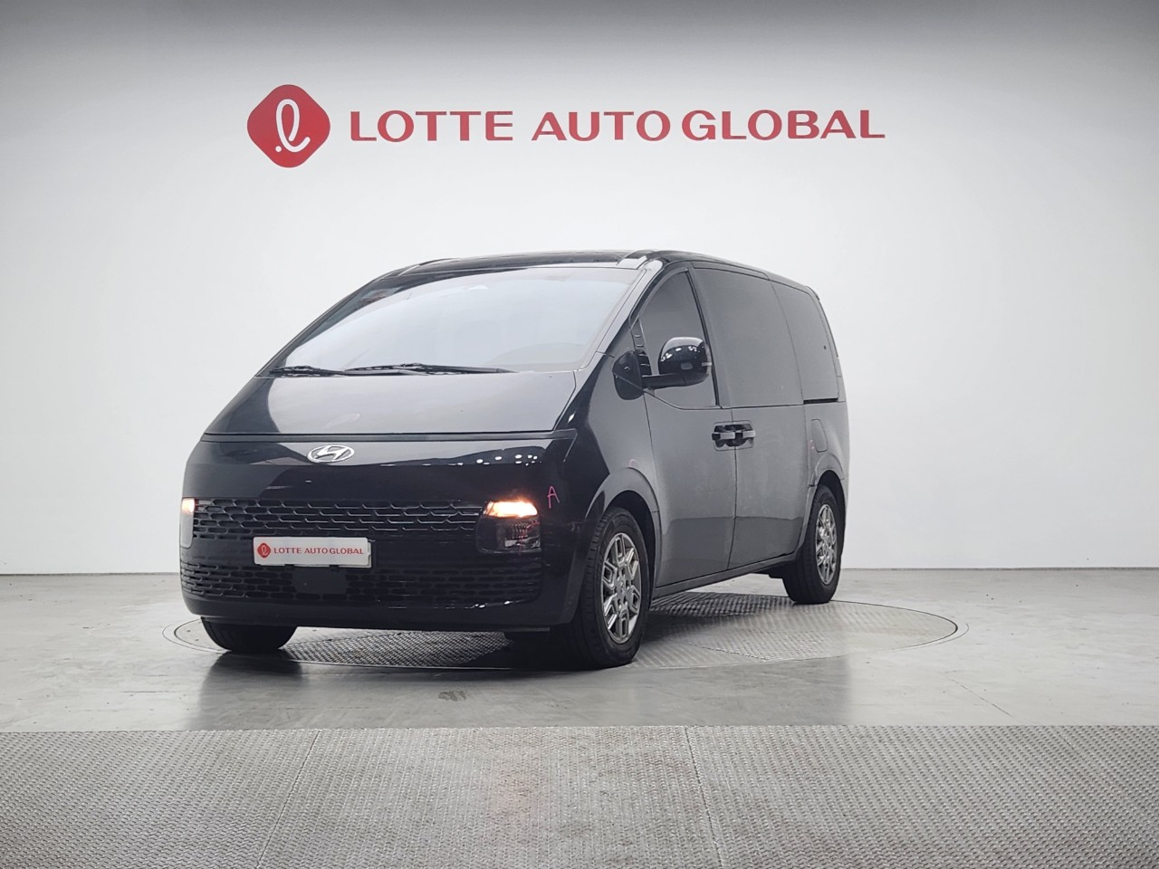 2022 HYUNDAI STARIA 2.2 Diesel Tourer 11seat 2W Modern