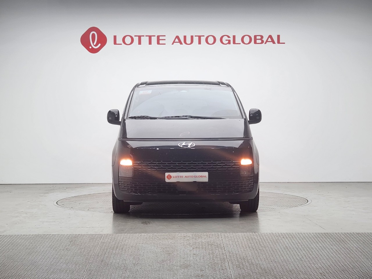 2022 HYUNDAI STARIA 2.2 Diesel Tourer 11seat 2W Modern