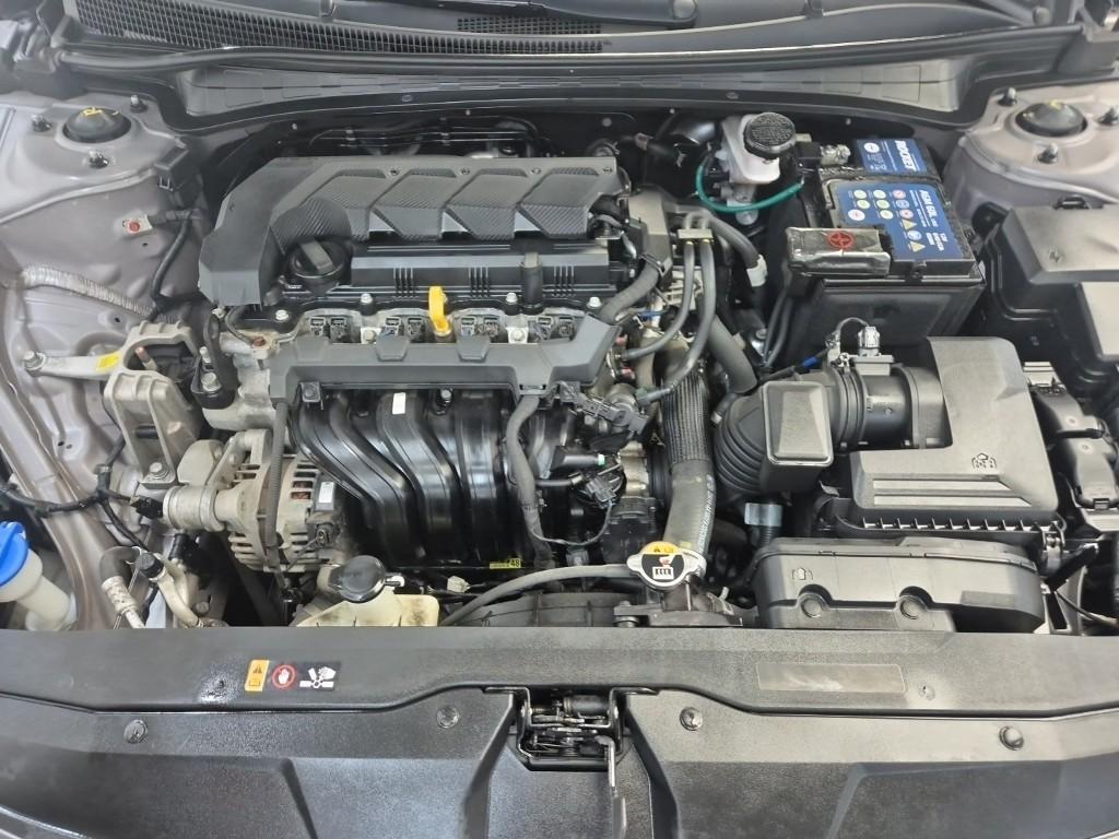 2021 HYUNDAI AVANTE (CN7) 