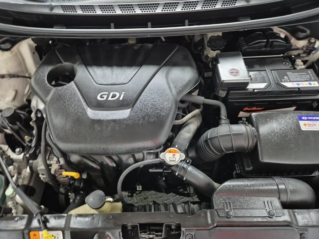 2012 HYUNDAI AVANTE MD 