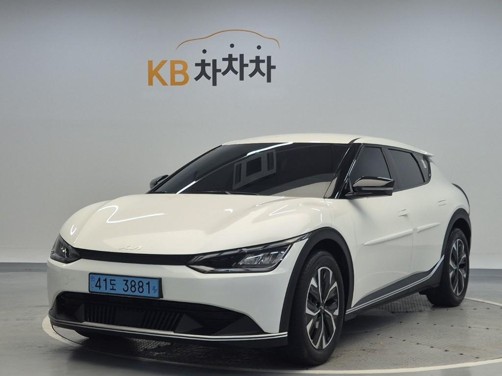 2022 KIA EV6 