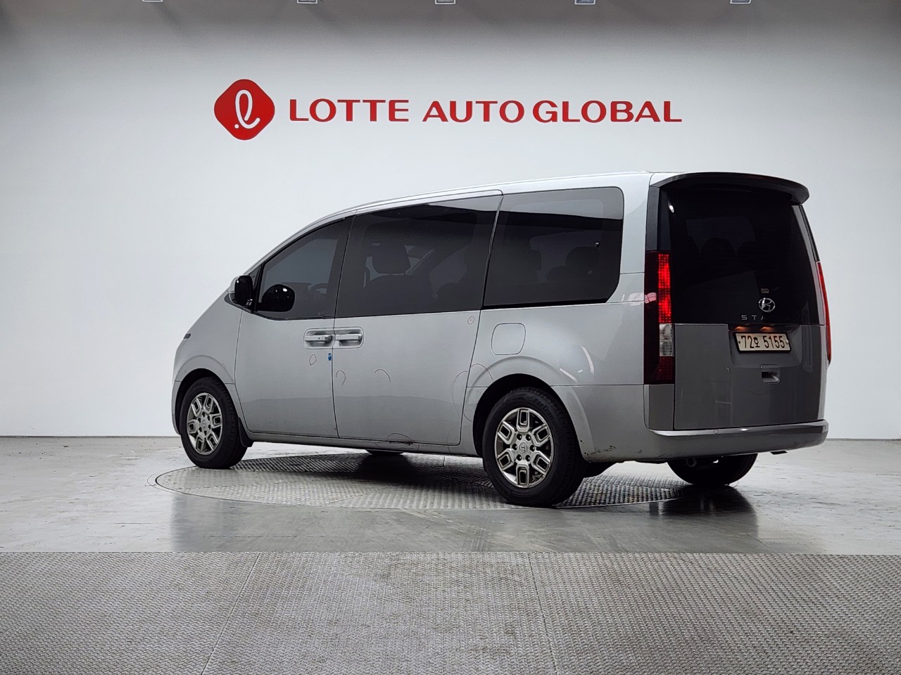 2022 HYUNDAI STARIA 2.2 Diesel Tourer 11seat 2W Modern