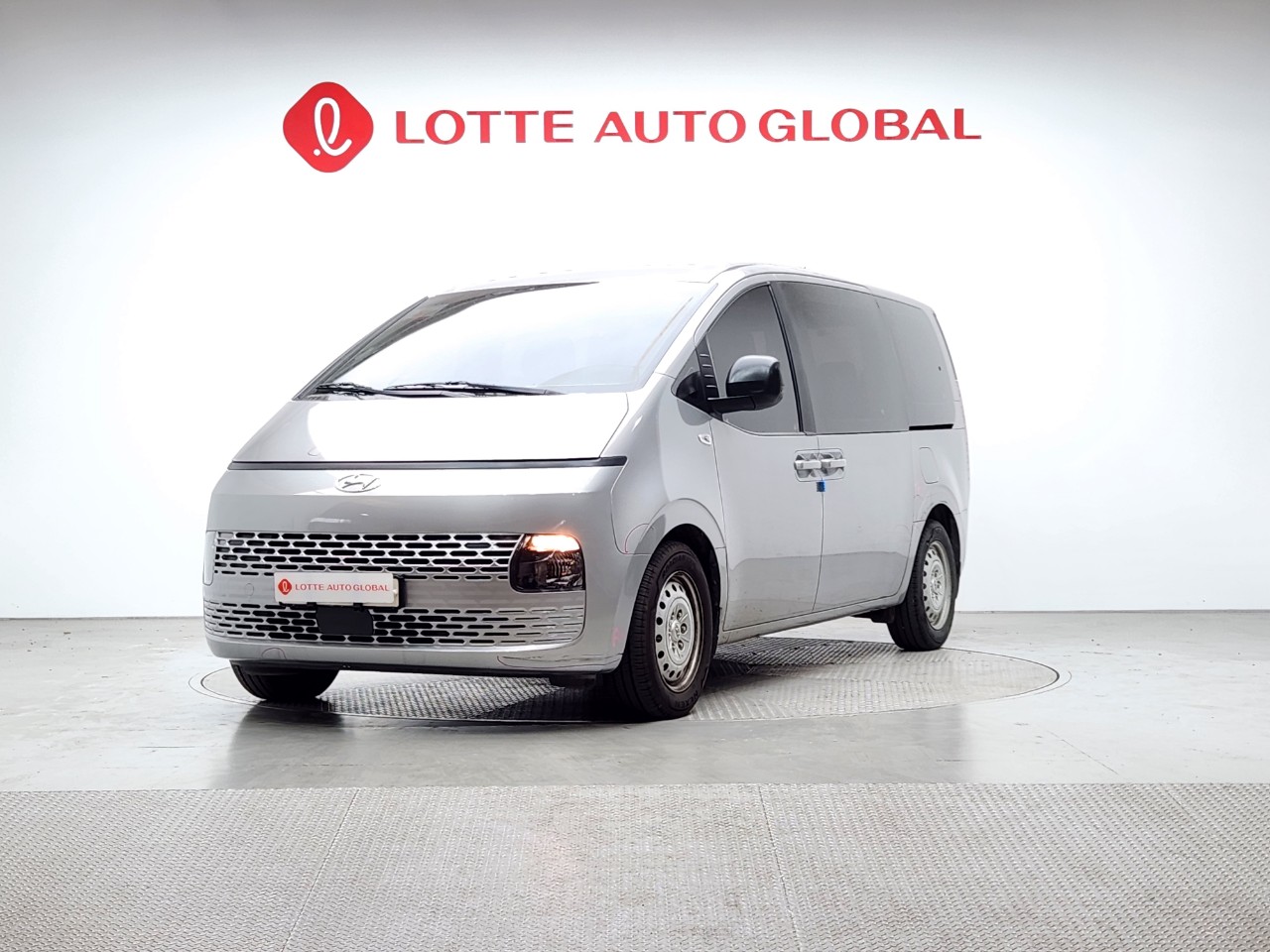 2022 HYUNDAI STARIA 2.2 Diesel Tourer 11seat 2W Smart