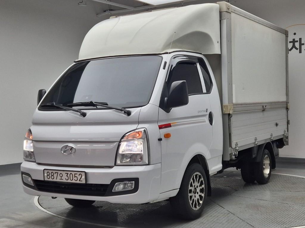 2023 HYUNDAI PORTER II 
