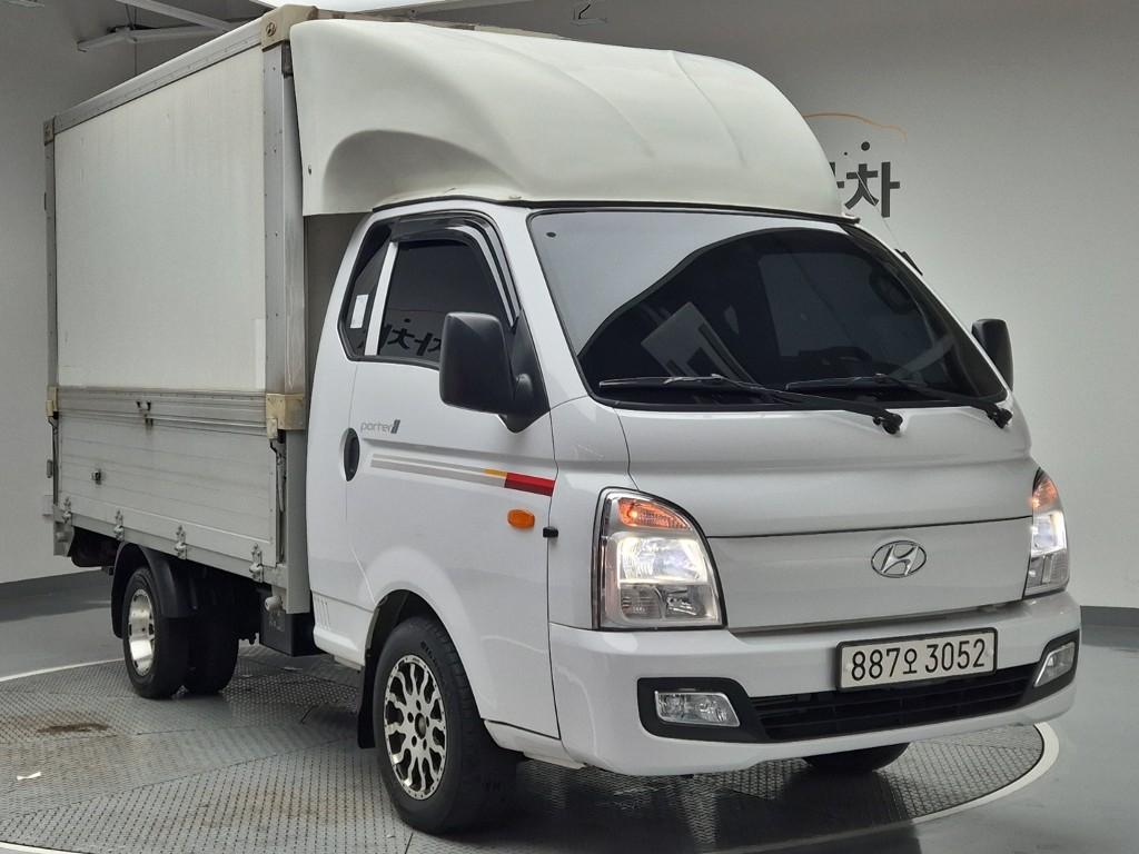 2023 HYUNDAI PORTER II 