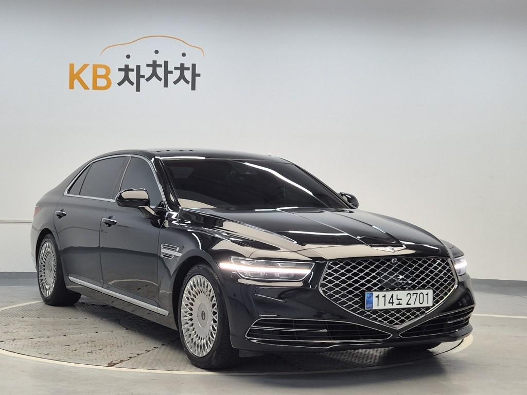2021 GENESIS G90 