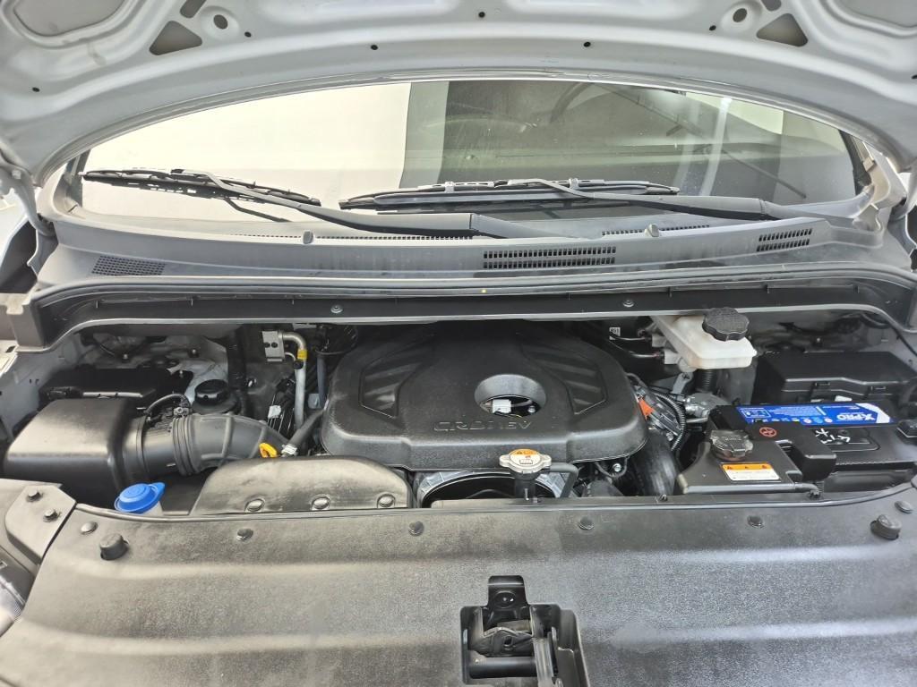 2021 HYUNDAI THE NEW GRAND STAREX 