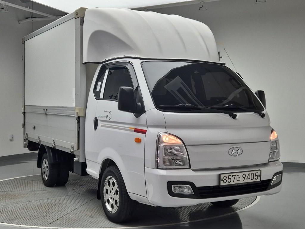 2023 HYUNDAI PORTER II 