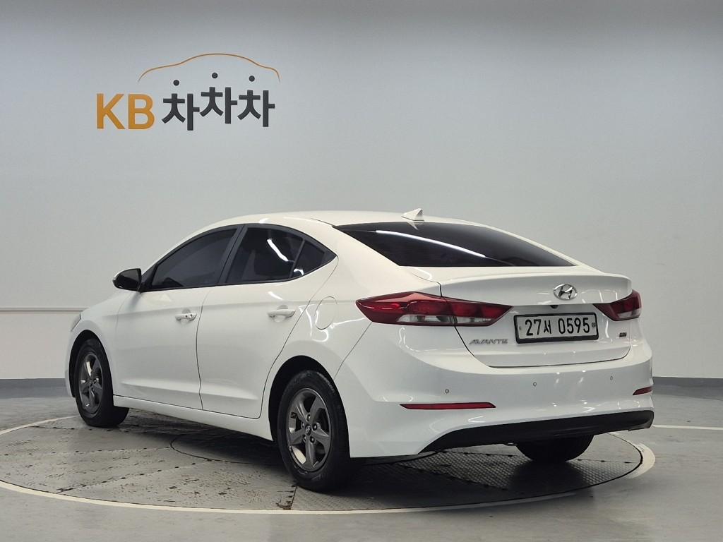 2016 HYUNDAI AVANTE AD 