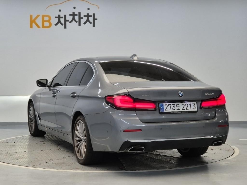 2023 BMW 5 SERIES (7Gen) 