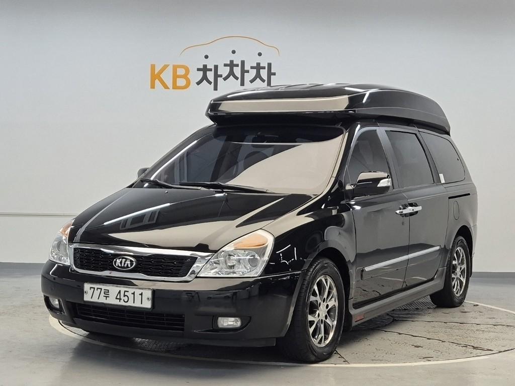 2013 KIA CARNIVAL R 