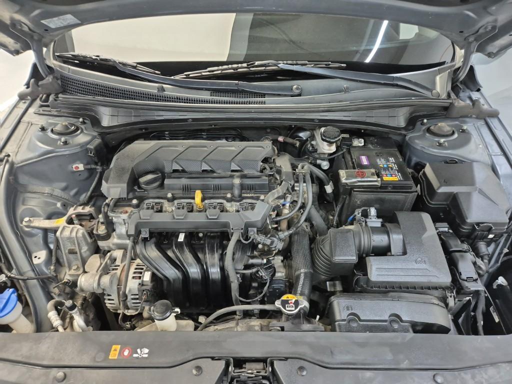 2021 HYUNDAI AVANTE (CN7) 