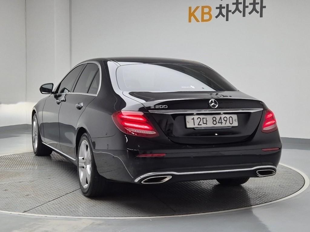 2017 BENZ E CLASS (5Gen) 