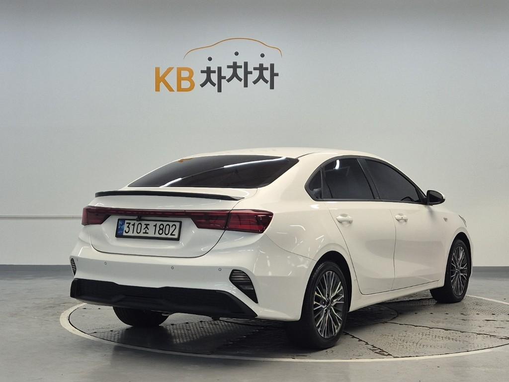 2022 KIA THE NEW K3 