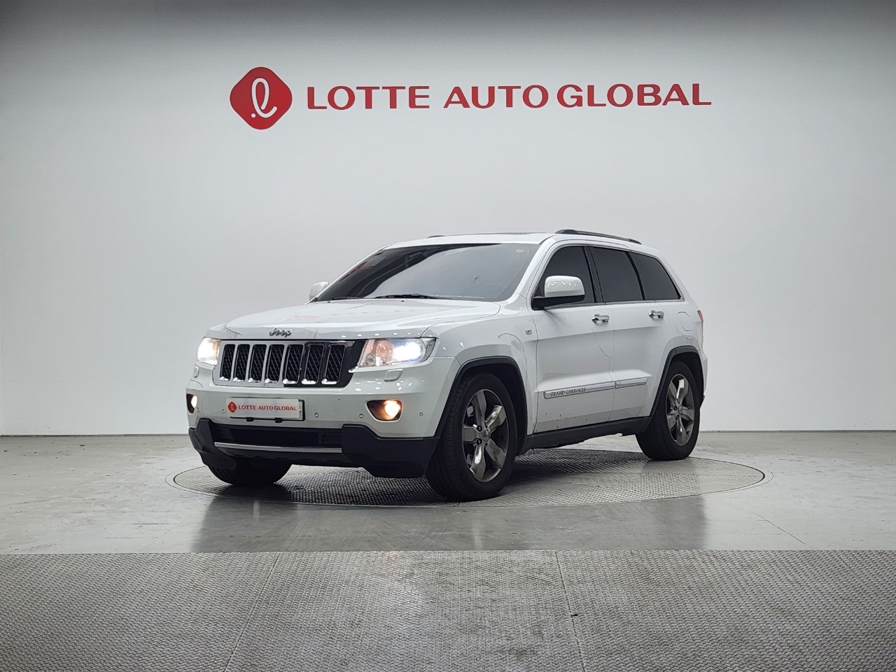 2013 JEEP Grand Cherokee(WJ) 3.0 V6 Turbo DieselOverland