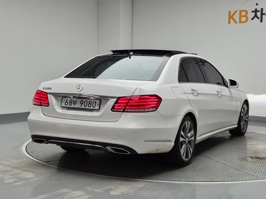 2014 BENZ E CLASS (4Gen) 