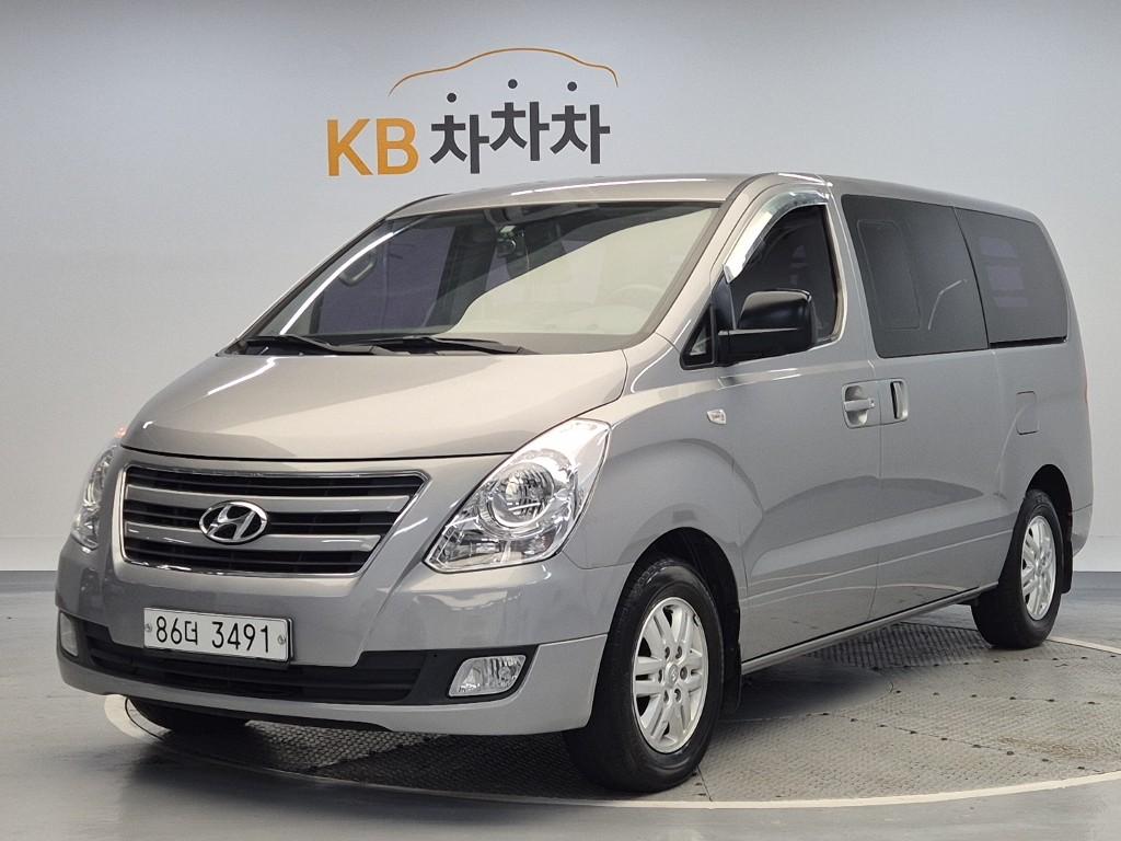 2016 HYUNDAI GRAND STAREX 