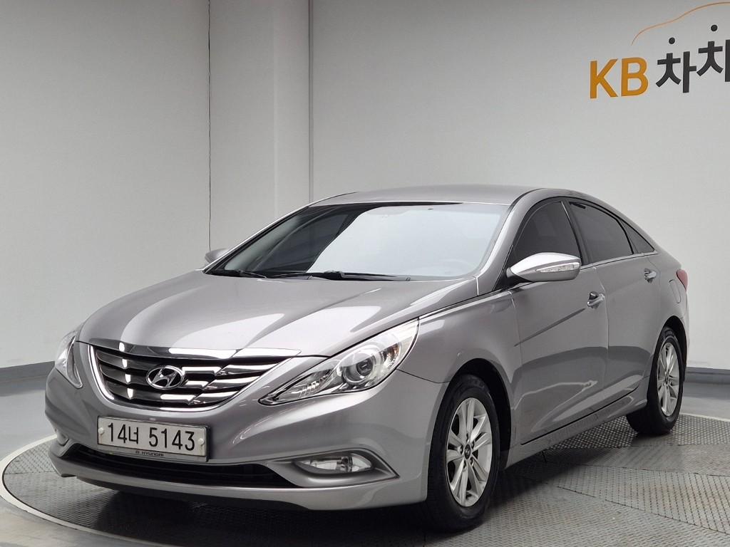 2010 HYUNDAI SONATA (YF) 