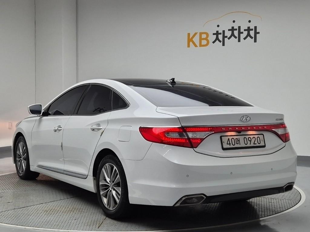 2016 HYUNDAI GRANDEUR HG 