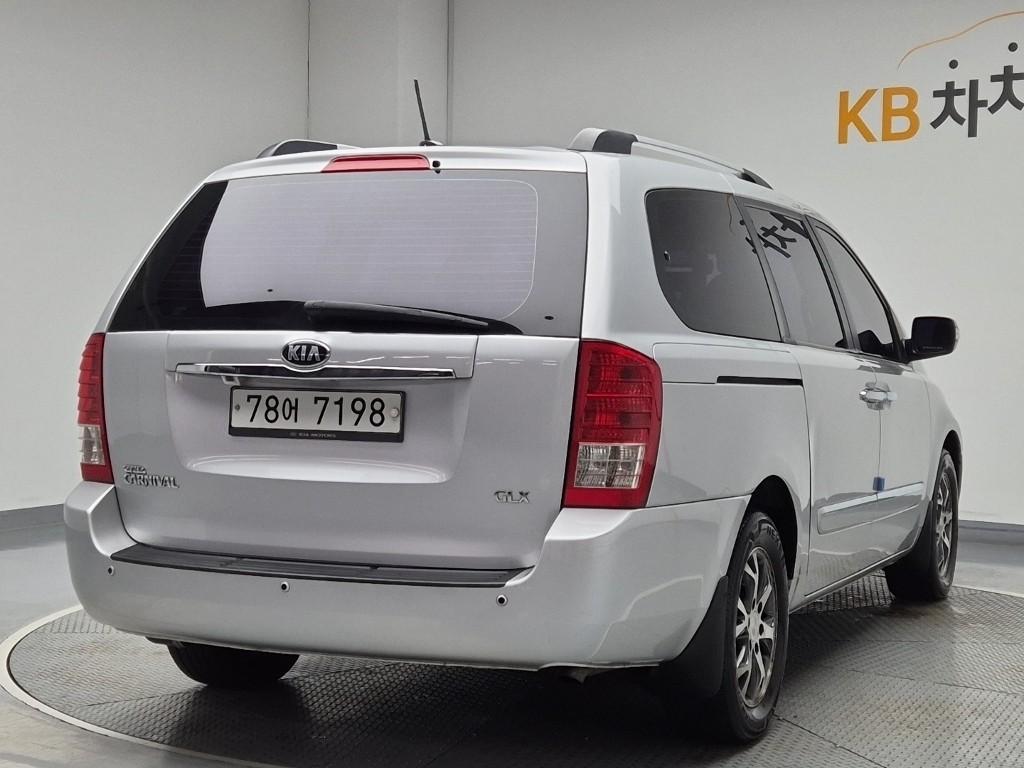2014 KIA CARNIVAL R 