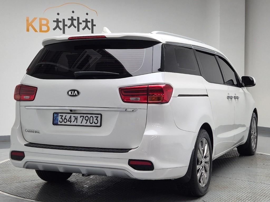 2019 KIA THE NEW CARNIVAL 