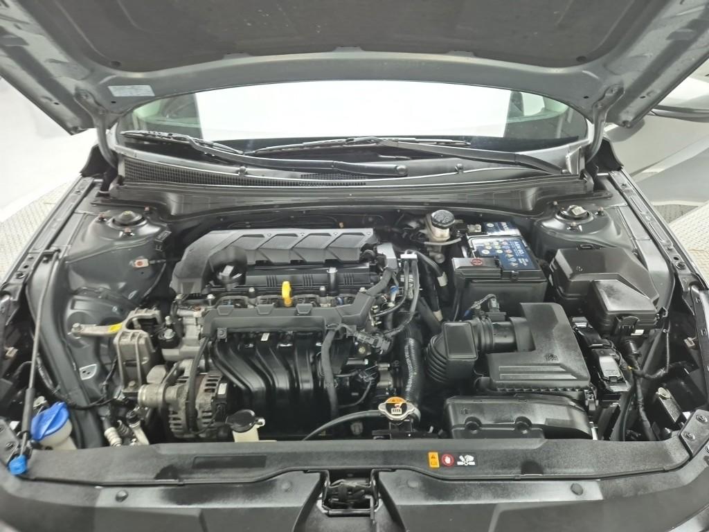 2021 HYUNDAI AVANTE (CN7) 