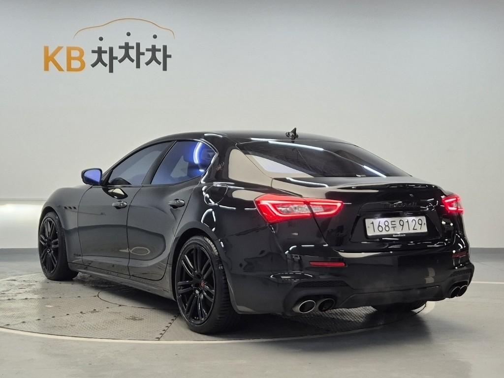 2018 MASERATI GHIBLI 