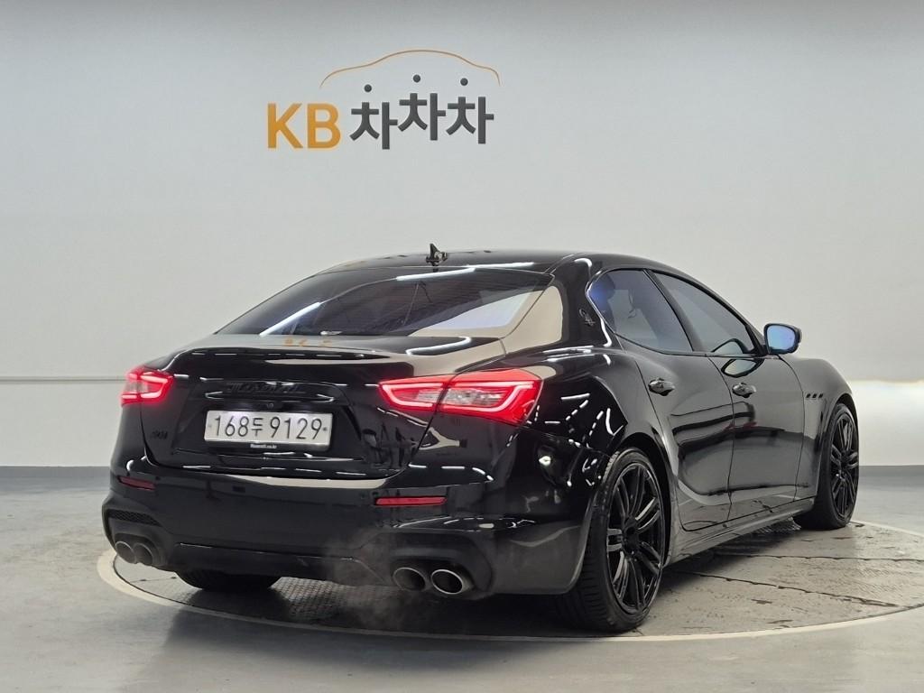 2018 MASERATI GHIBLI 