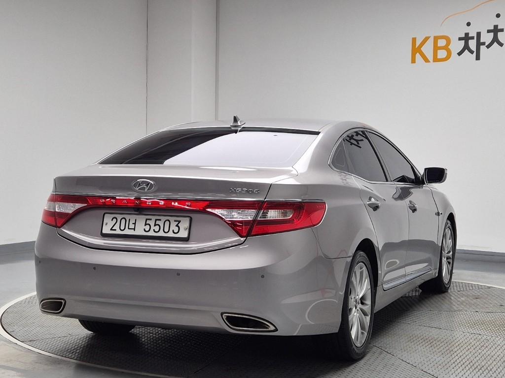 2012 HYUNDAI GRANDEUR HG 