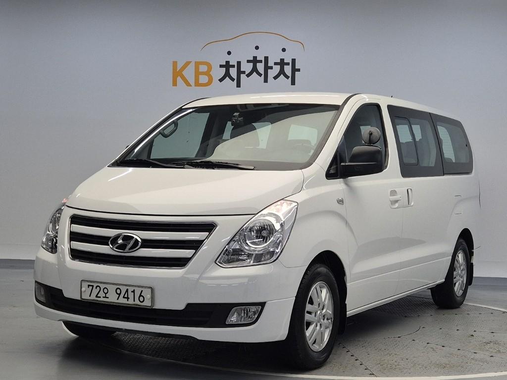 2016 HYUNDAI GRAND STAREX 