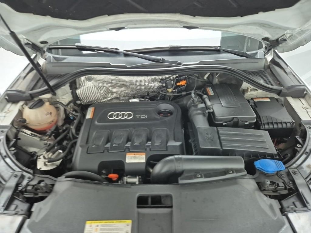 2013 AUDI Q3 (1GEN) 
