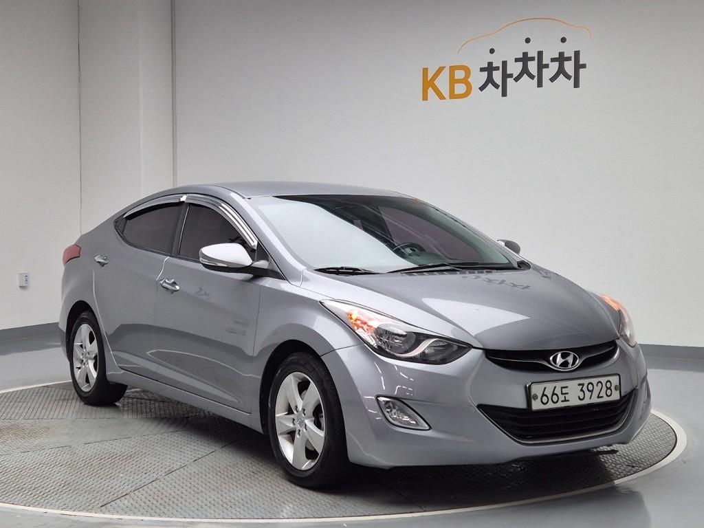 2013 HYUNDAI AVANTE MD 