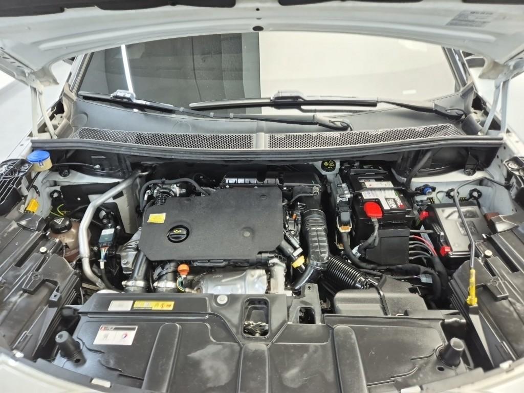 2021 PEUGEOT 5008 (2G) 