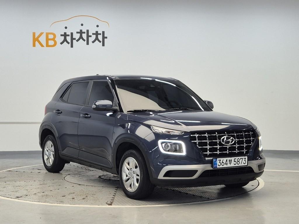 2021 HYUNDAI VENUE 