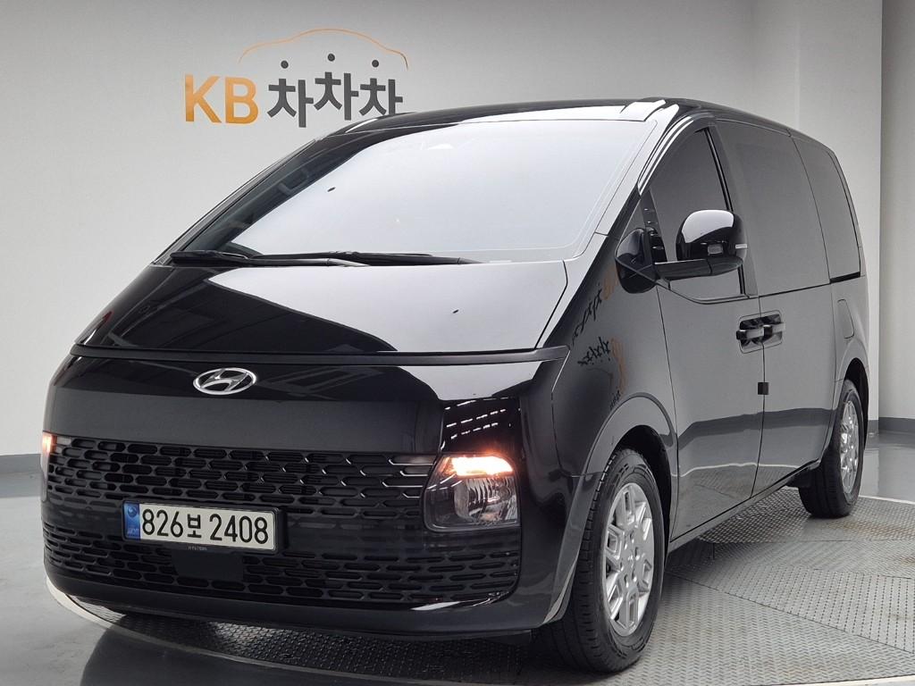 2022 HYUNDAI STARIA 