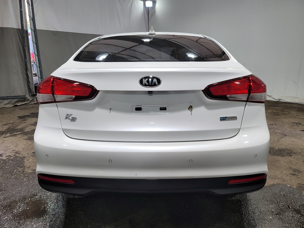 2017 KIA THE NEW K3 1.6 Diesel Deluxe