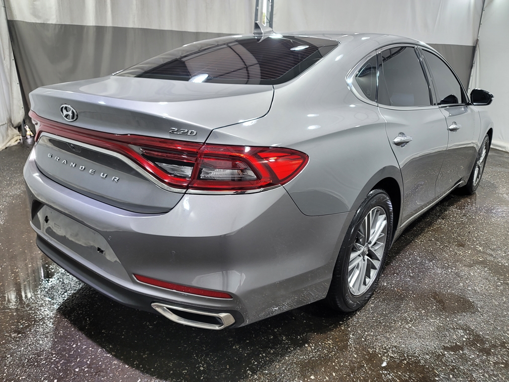 2018 HYUNDAI GRANDEUR IG 2.2 Diesel Premium