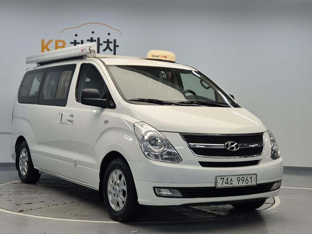 2014 HYUNDAI GRAND STAREX 